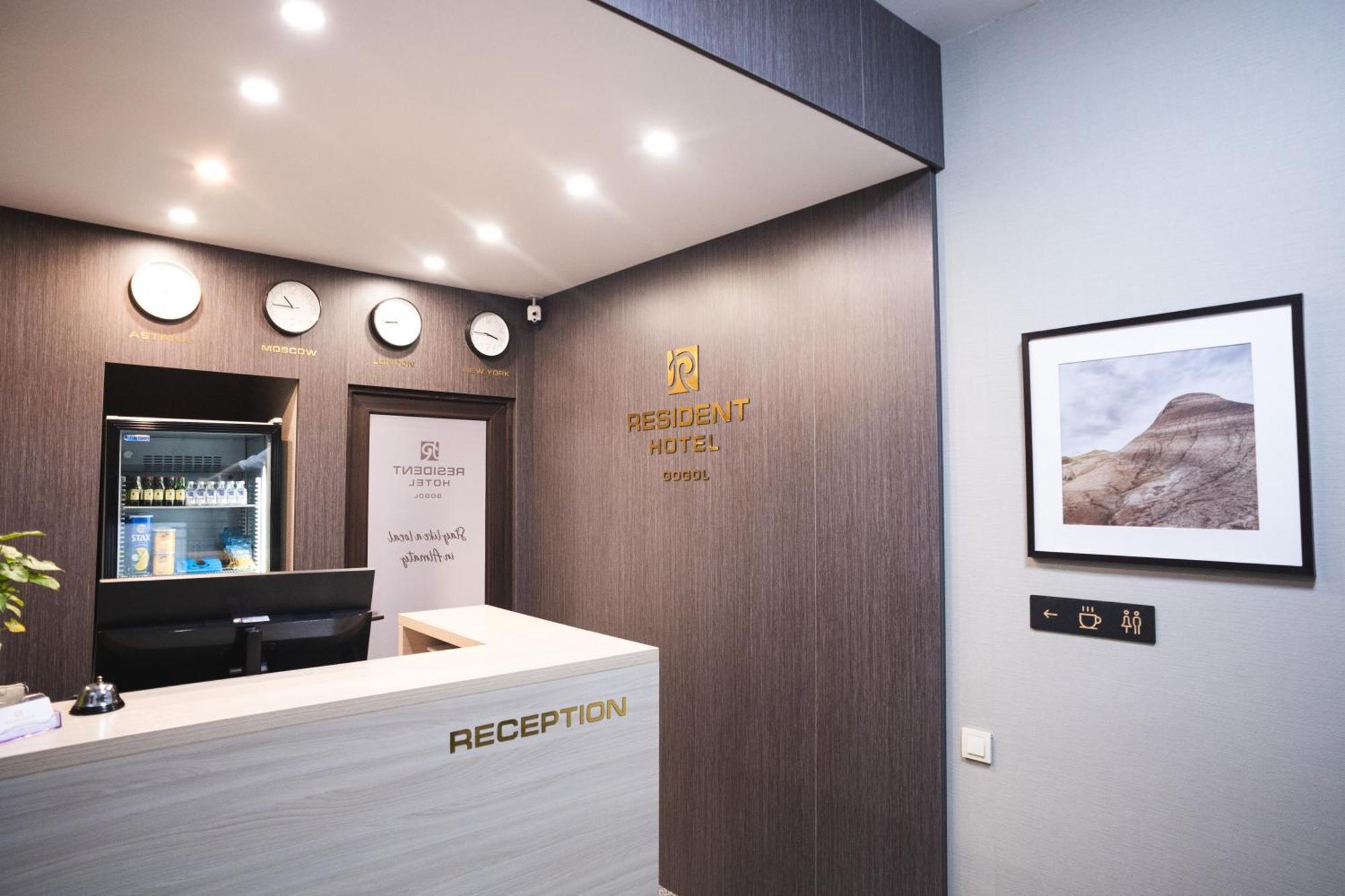 Resident Hotel Gogol الماتي المظهر الخارجي الصورة