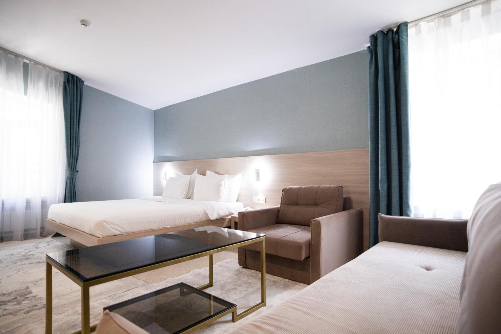 Resident Hotel Gogol الماتي المظهر الخارجي الصورة